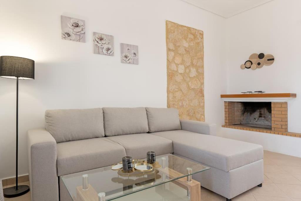 Spiros House Apartment สโวโรนาตา ภายนอก รูปภาพ
