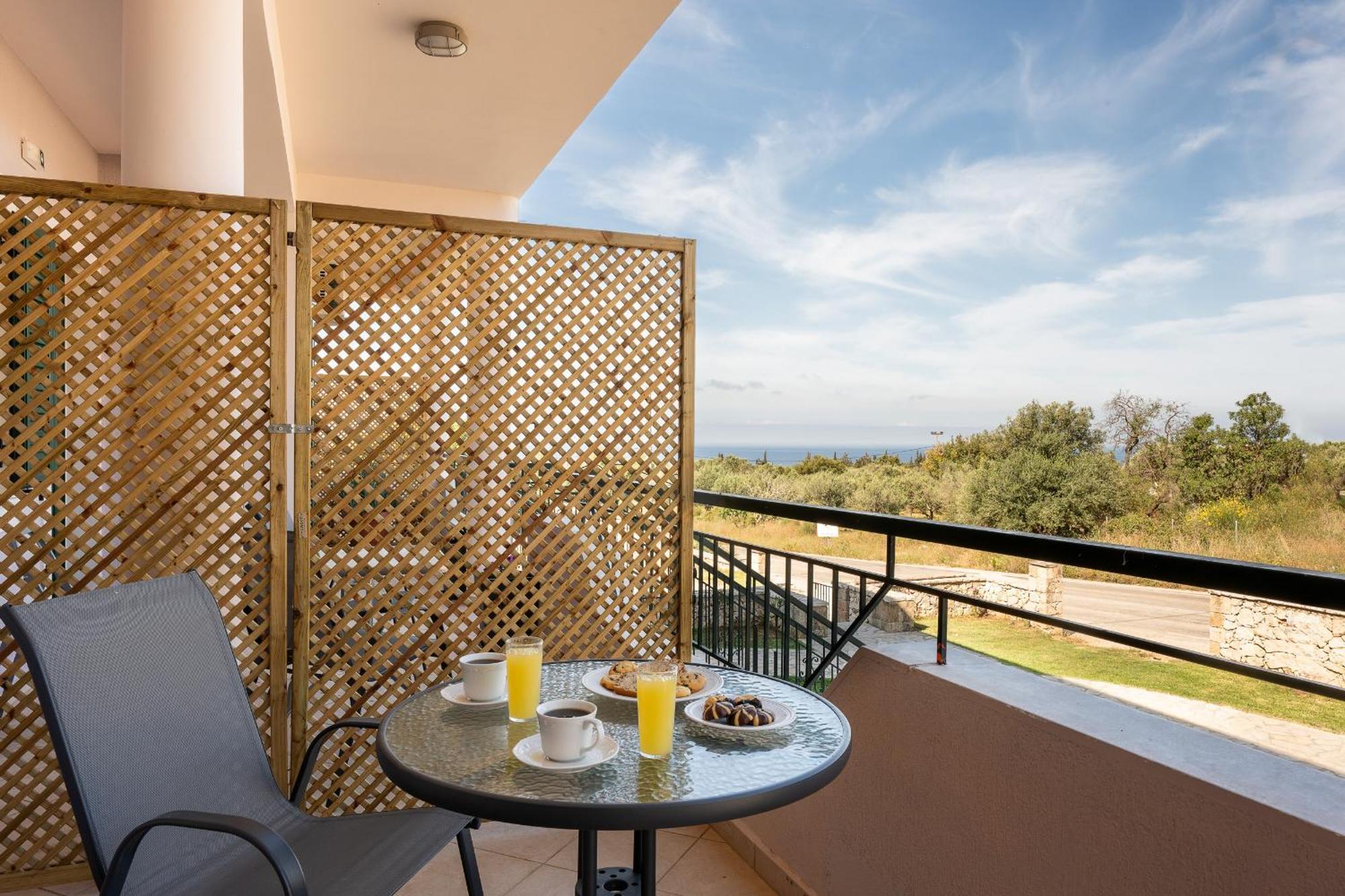 Spiros House Apartment สโวโรนาตา ภายนอก รูปภาพ