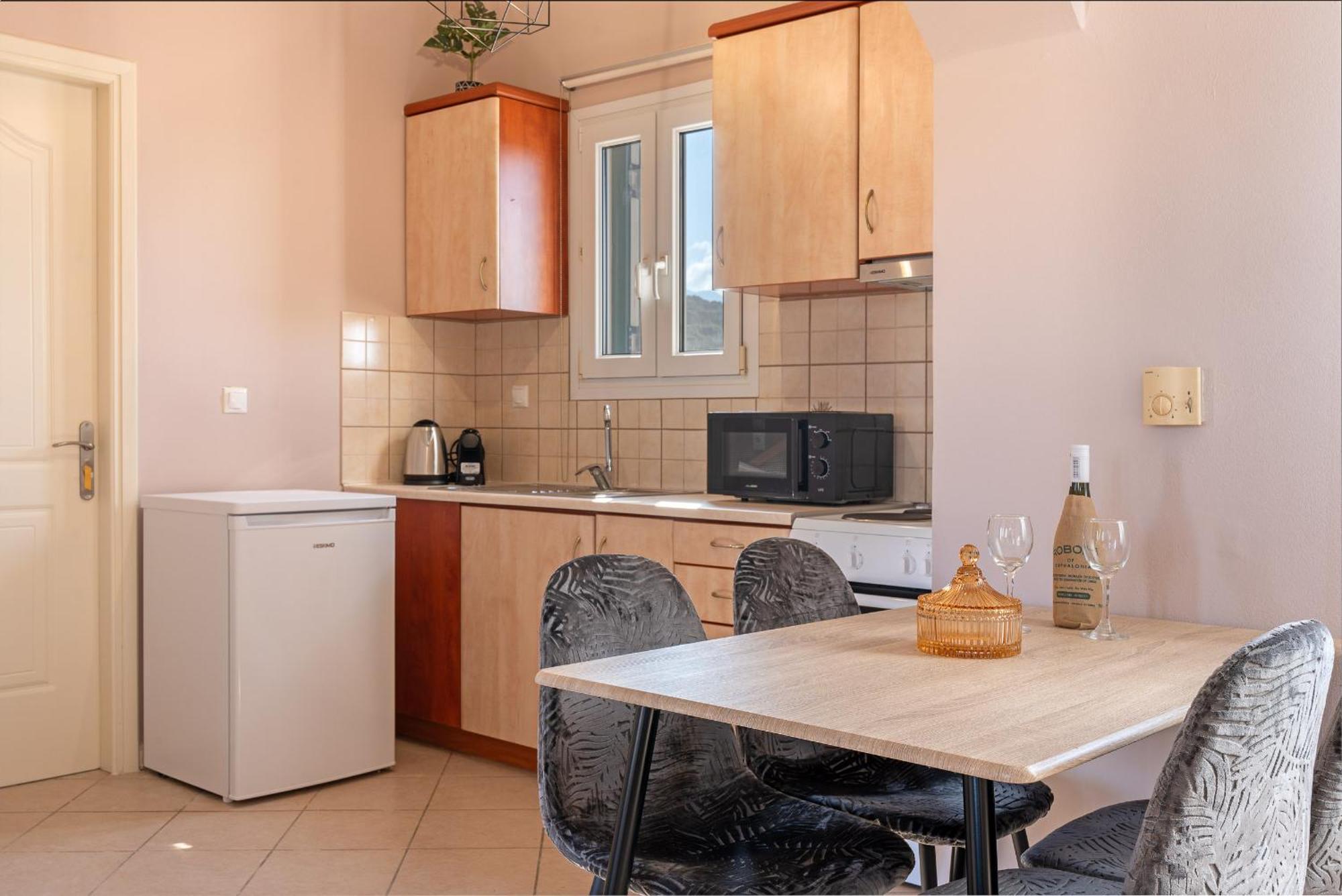 Spiros House Apartment สโวโรนาตา ภายนอก รูปภาพ